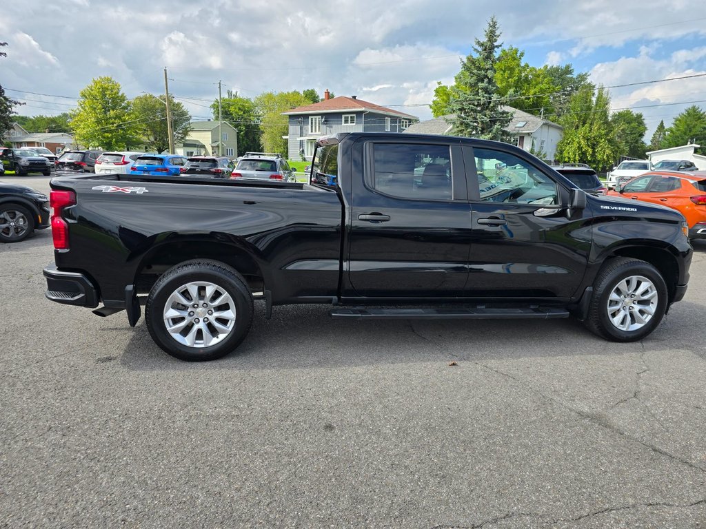 2023 Chevrolet Silverado 1500 Custom 4X4 CREW SEULEMENT 054994 KM in St-Jean-Sur-Richelieu, Quebec - 12 - w1024h768px