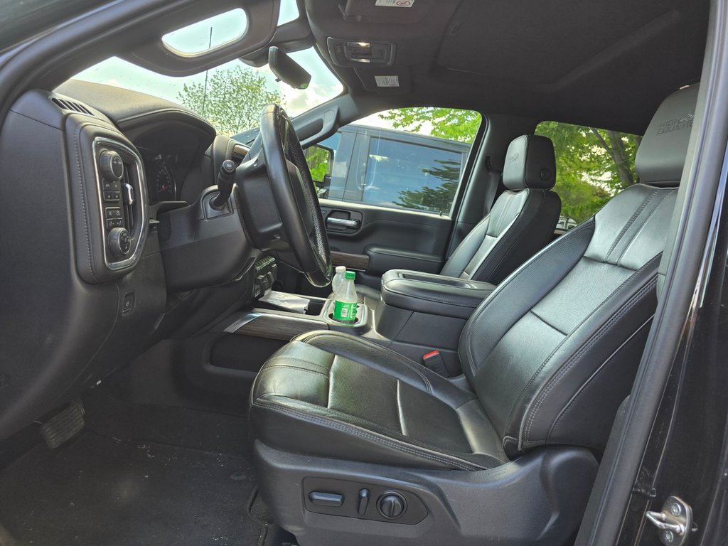 Chevrolet Silverado 2500HD High Country CUIR NAVIGATION TOIT OUVRANT 2022 à St-Jean-Sur-Richelieu, Québec - 8 - w1024h768px