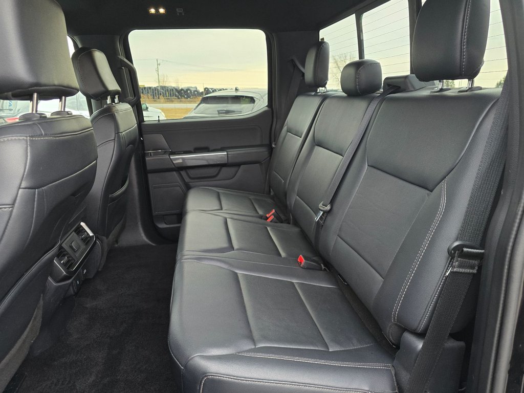 2022 Ford F-150 XLT SPORT CUIR 4X4 SUPERCREW in St-Jean-Sur-Richelieu, Quebec - 17 - w1024h768px