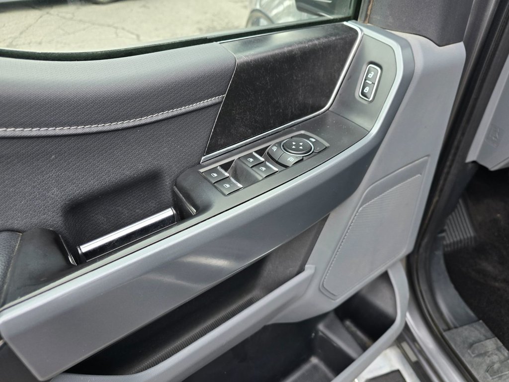 2022 Ford F-150 XLT  POWERBOOST XTR 4X4 NAVIGATION in St-Jean-Sur-Richelieu, Quebec - 14 - w1024h768px