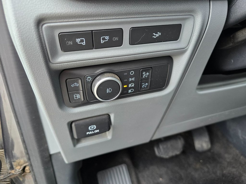 2022 Ford F-150 XLT  POWERBOOST XTR 4X4 NAVIGATION in St-Jean-Sur-Richelieu, Quebec - 15 - w1024h768px