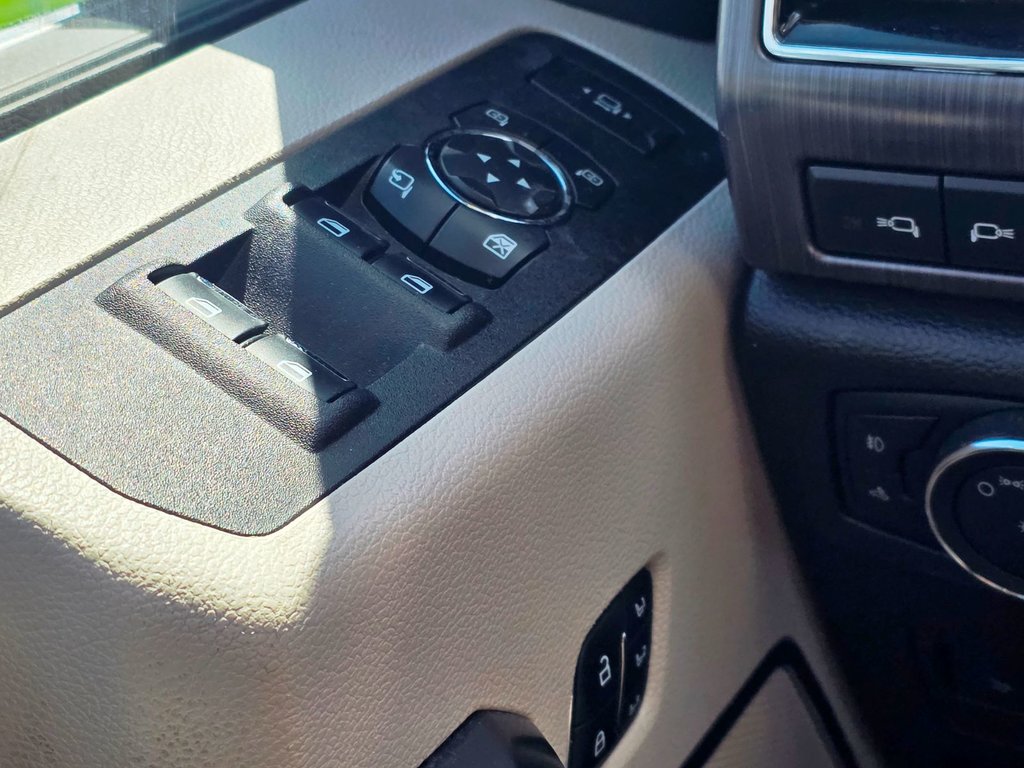 Ford Super Duty F-250 SRW F250 LIMITED 4X4 CREW 6.7L DIESEL 2020 à St-Jean-Sur-Richelieu, Québec - 8 - w1024h768px