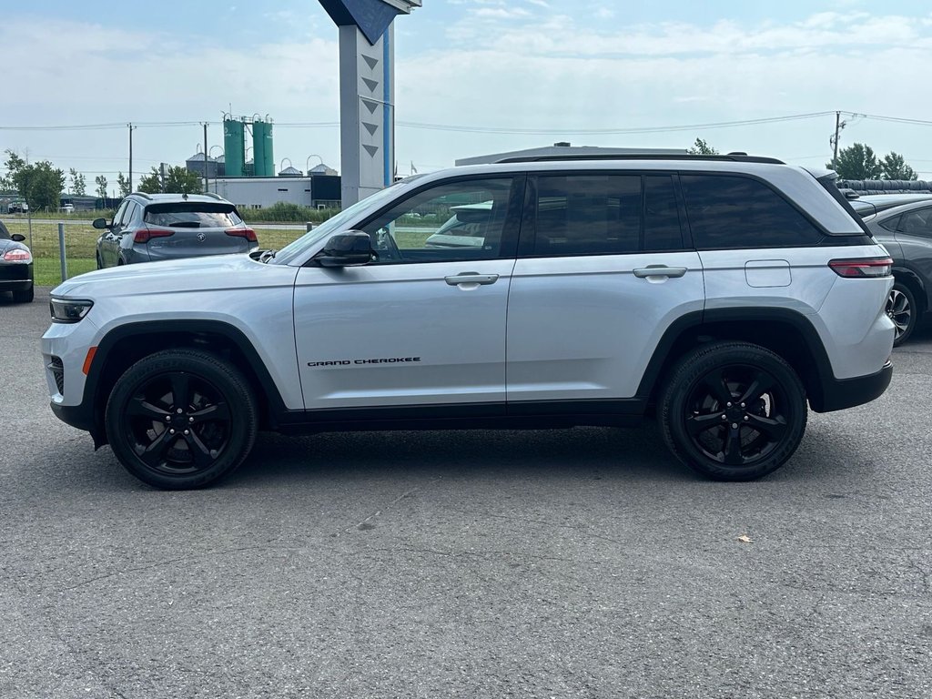 Jeep Grand Cherokee Altitude CUIR SEULEMENT 052836 KM 2022 à St-Jean-Sur-Richelieu, Québec - 9 - w1024h768px