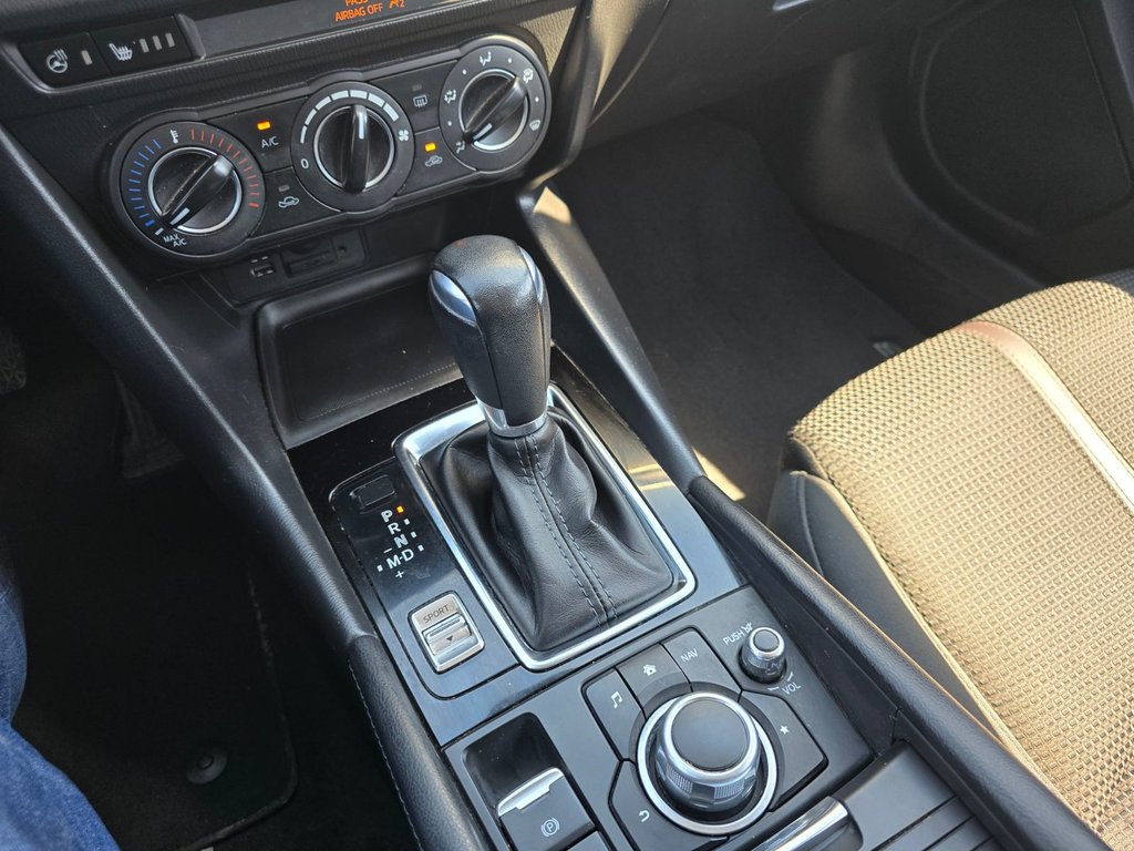 Mazda 3 GS SIEGES ET VOLANT CHAUFFANTS 2017 à St-Jean-Sur-Richelieu, Québec - 22 - w1024h768px