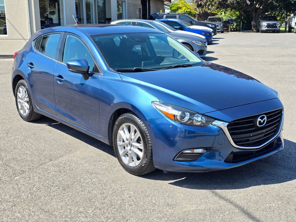 Mazda 3 GS SIEGES ET VOLANT CHAUFFANTS 2017 à St-Jean-Sur-Richelieu, Québec - 1 - w1024h768px