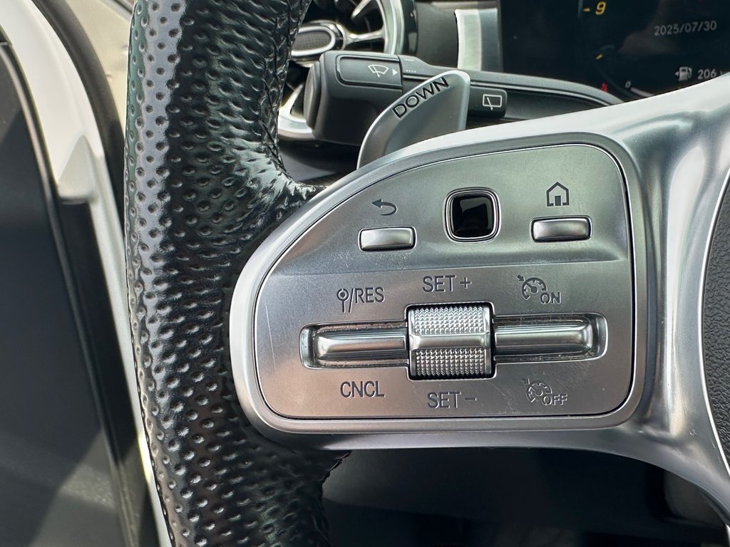 Mercedes-Benz A-Class AMG A 35 4MATIC HATCHBACK NIGHT pckg 2022 à St-Jean-Sur-Richelieu, Québec - 18 - w1024h768px