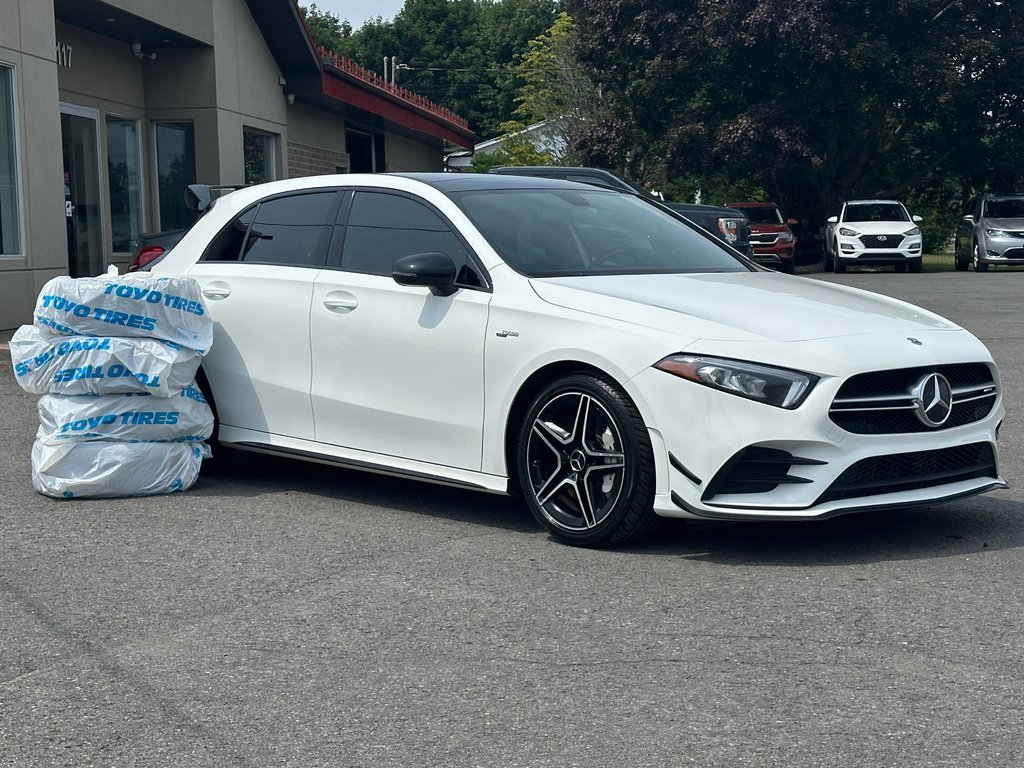 Mercedes-Benz A-Class AMG A 35 4MATIC HATCHBACK NIGHT pckg 2022 à St-Jean-Sur-Richelieu, Québec - 4 - w1024h768px