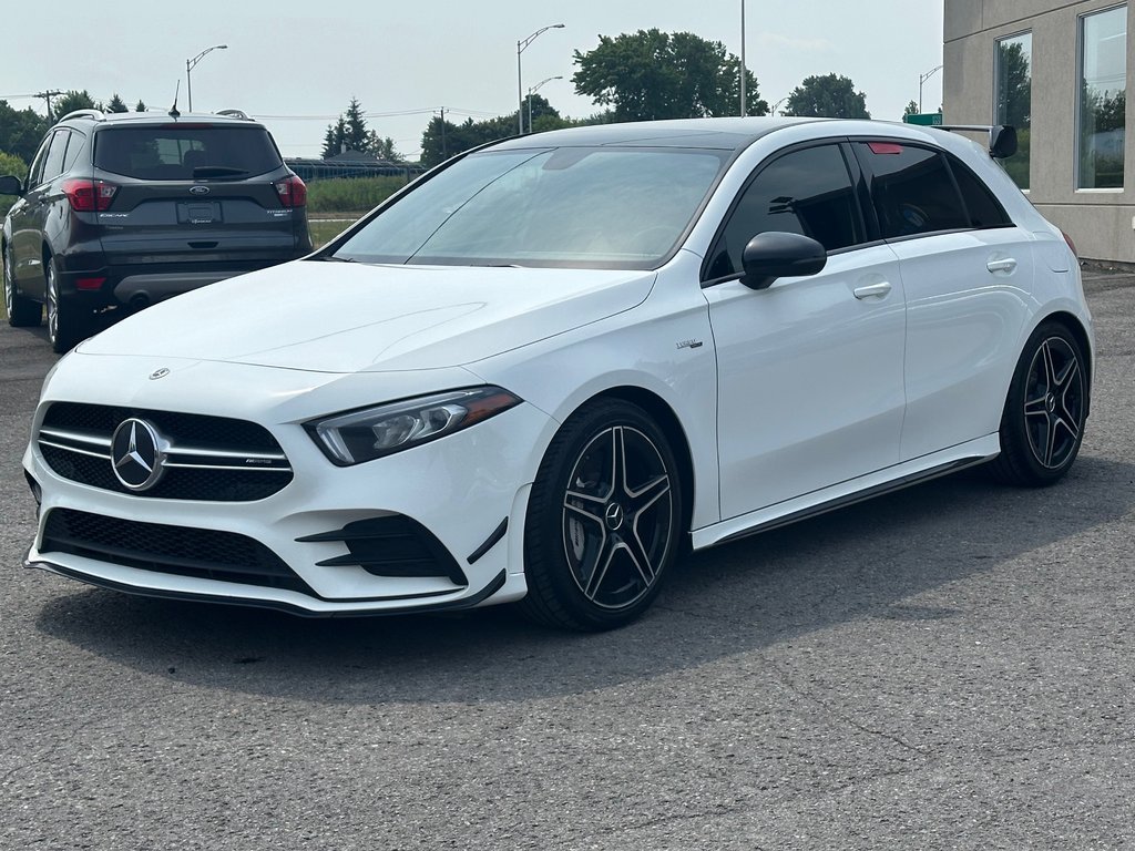Mercedes-Benz A-Class AMG A 35 4MATIC HATCHBACK NIGHT pckg 2022 à St-Jean-Sur-Richelieu, Québec - 6 - w1024h768px