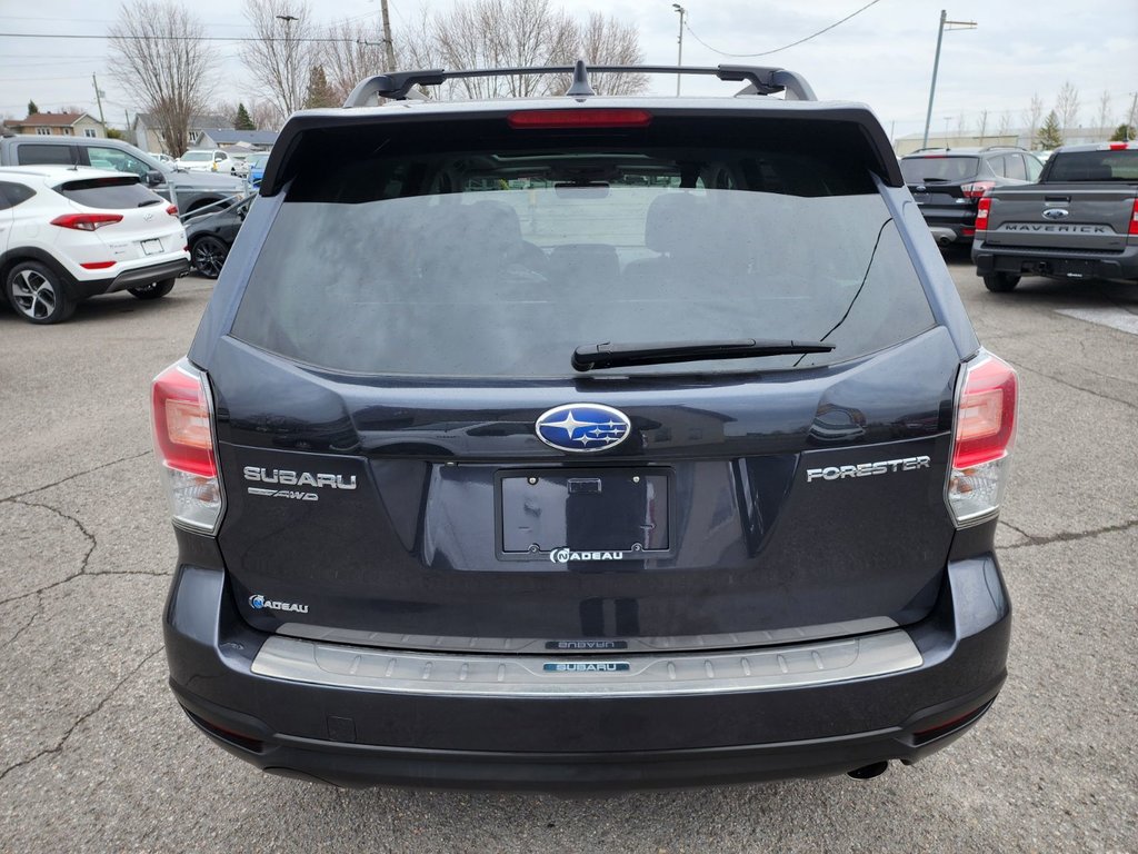 2018  Forester Limited AWD TOIT NAVI ANGLES MORTS in St-Jean-Sur-Richelieu, Quebec - 11 - w1024h768px