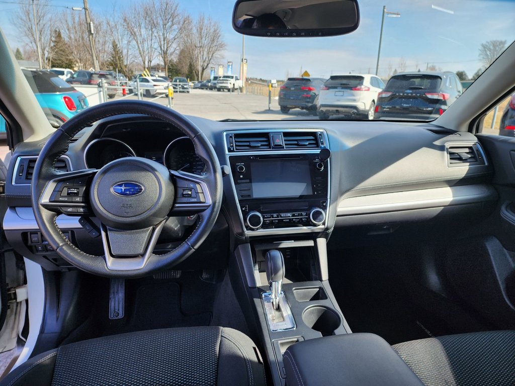 2018  Outback 2.5i Touring AWD TOIT ANGLES MORTS in St-Jean-Sur-Richelieu, Quebec - 19 - w1024h768px