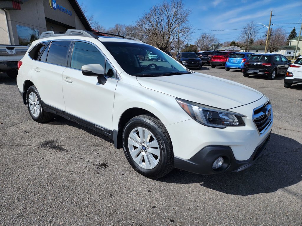 2018  Outback 2.5i Touring AWD TOIT ANGLES MORTS in St-Jean-Sur-Richelieu, Quebec - 1 - w1024h768px