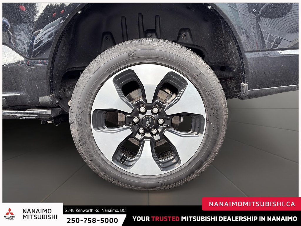 2023 Ford F-150 Lightning Platinum-1