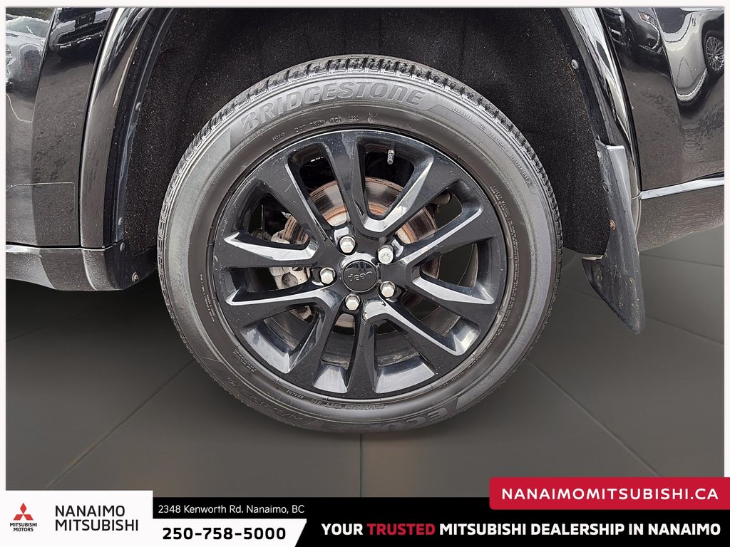 2020 Jeep Grand Cherokee Altitude-1