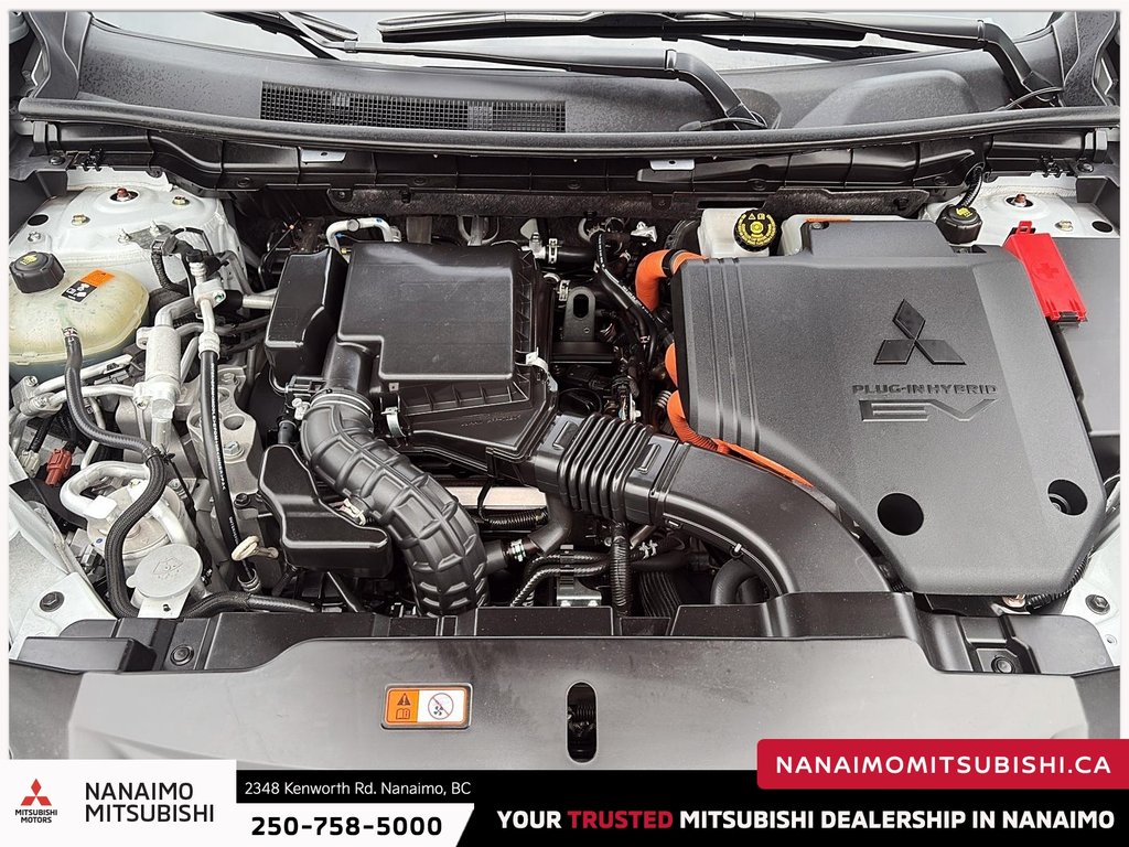 2025 Mitsubishi Outlander PHEV LE-7