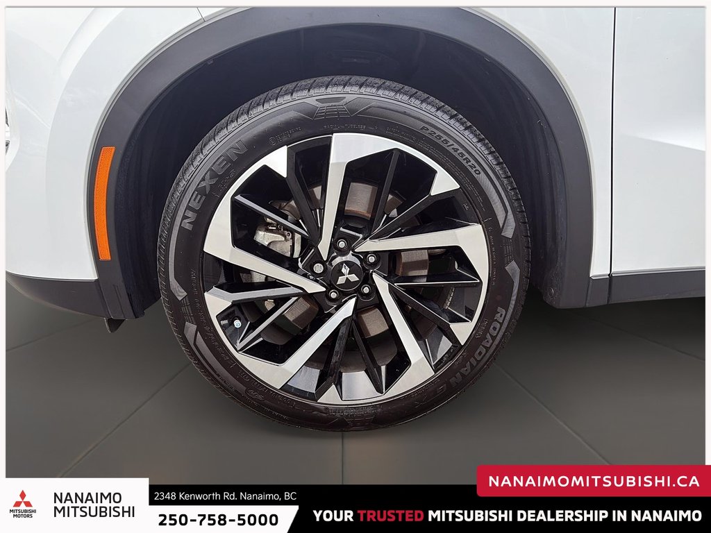 2025 Mitsubishi Outlander PHEV LE-1