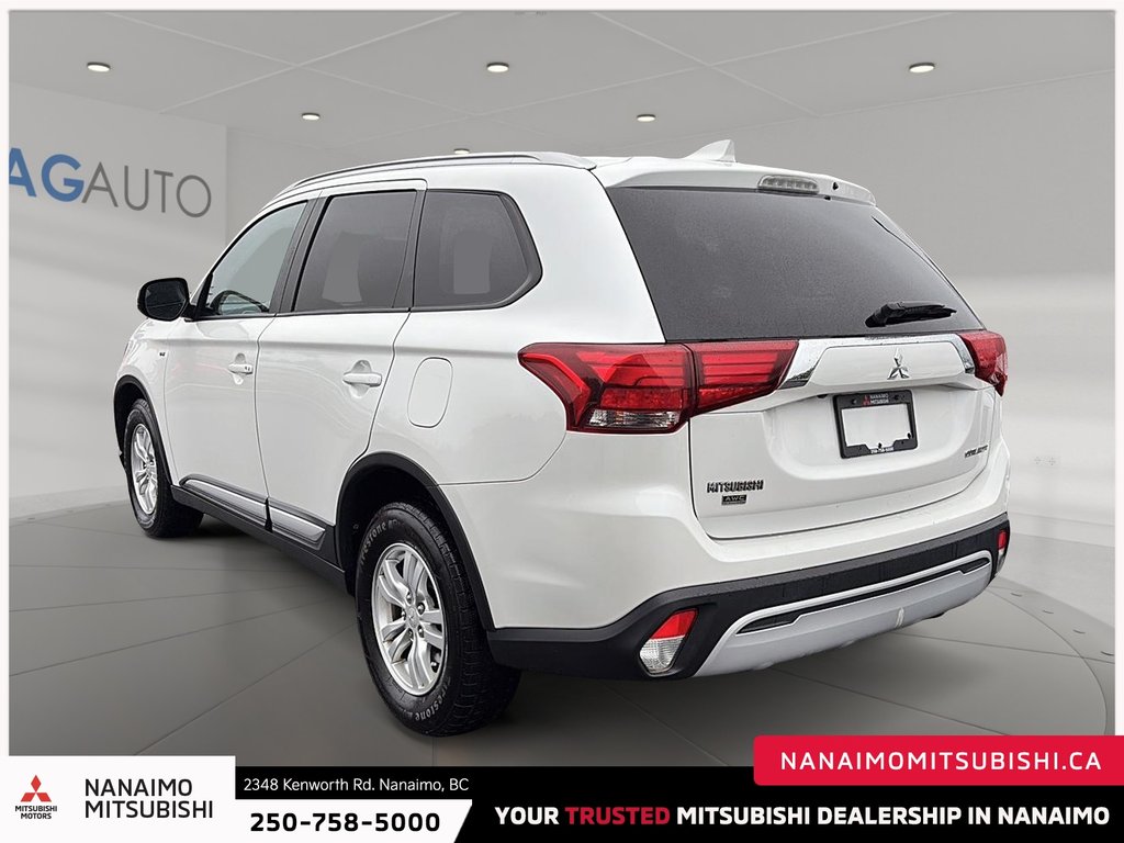 2019 Mitsubishi Outlander SE-4