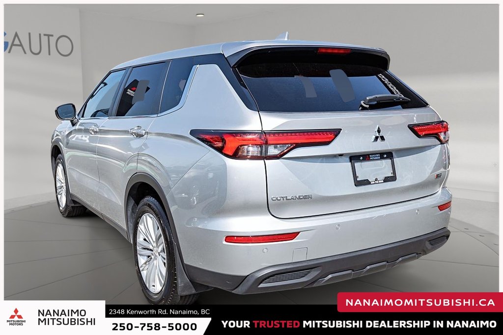 2024 Mitsubishi Outlander ES-4