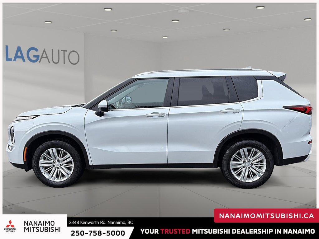 2024 Mitsubishi Outlander SE-4