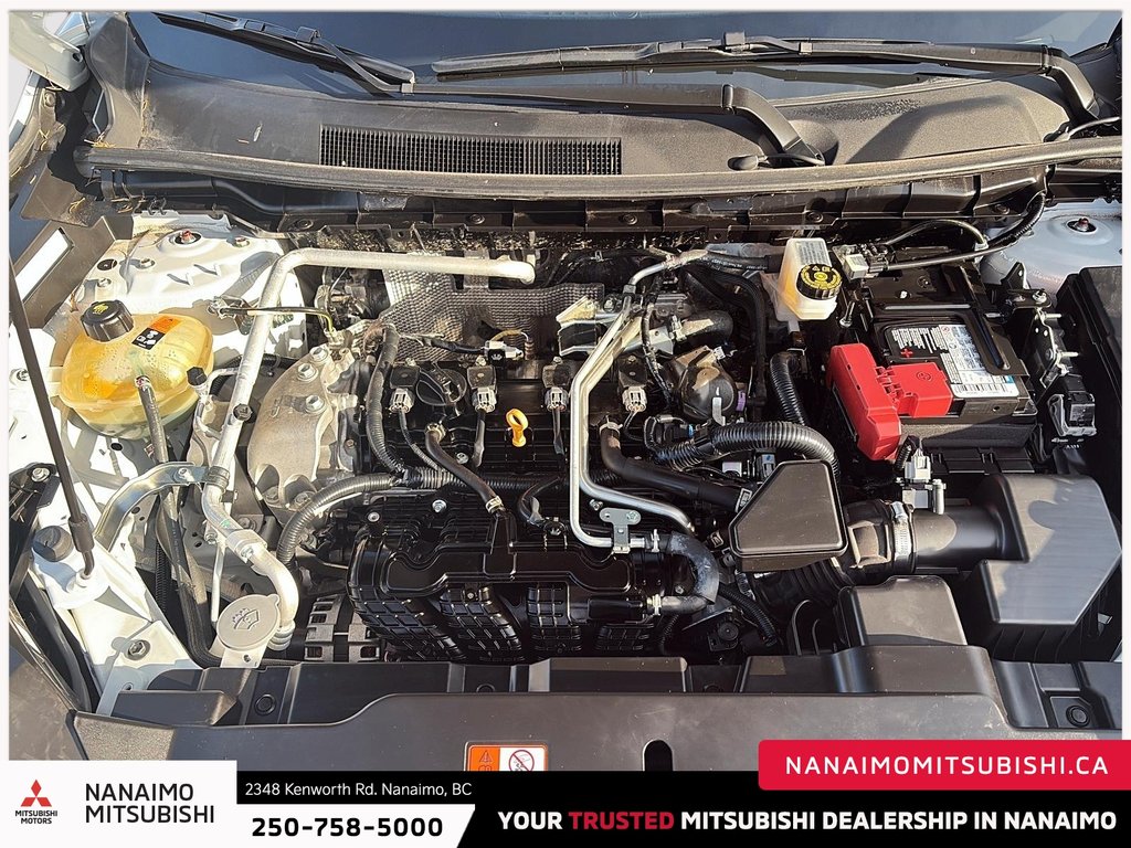 2024 Mitsubishi Outlander ES-7