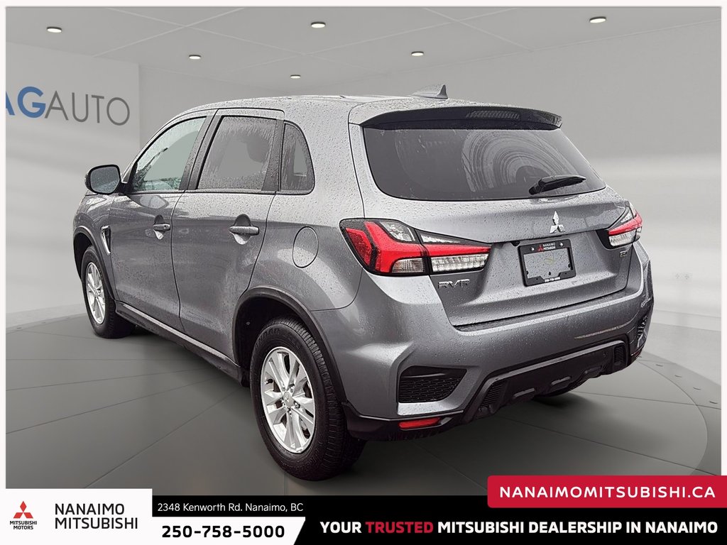 2021 Mitsubishi RVR SE-4