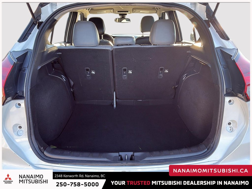 2022 Nissan Kicks SR-5