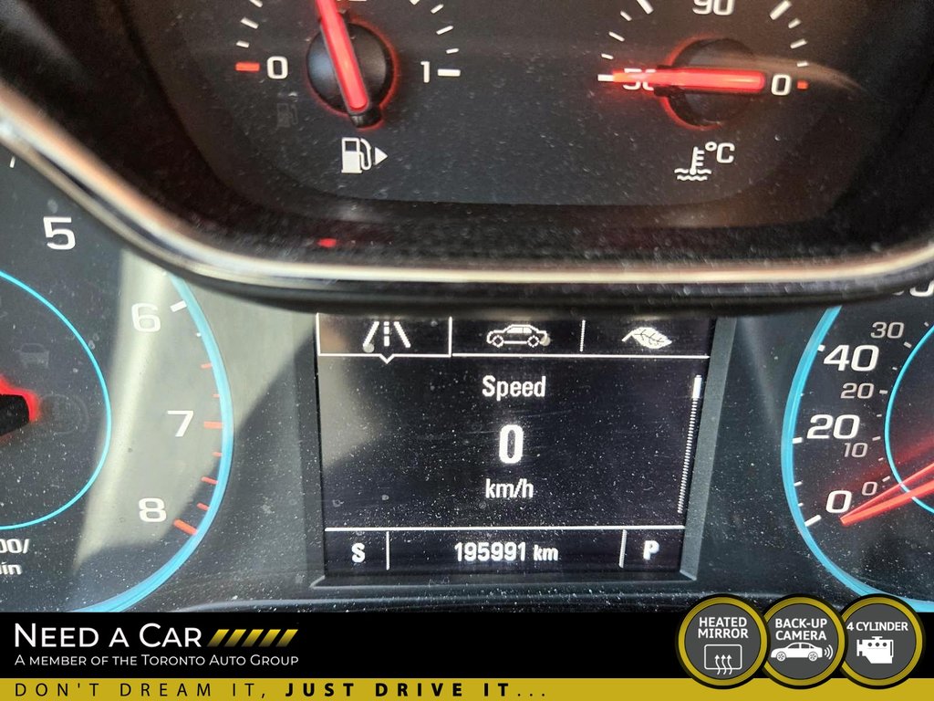 2018 Chevrolet Cruze LT in Oshawa, Ontario - 6 - w1024h768px