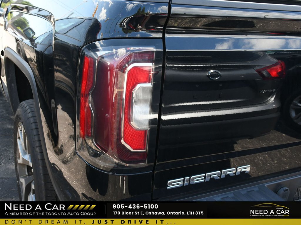 2017 GMC Sierra 1500 SLT in Oshawa, Ontario - 6 - w1024h768px