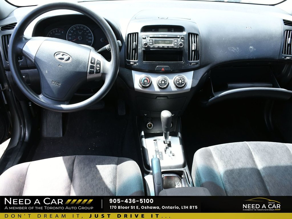 2010 Hyundai Elantra GL in Oshawa, Ontario - 12 - w1024h768px