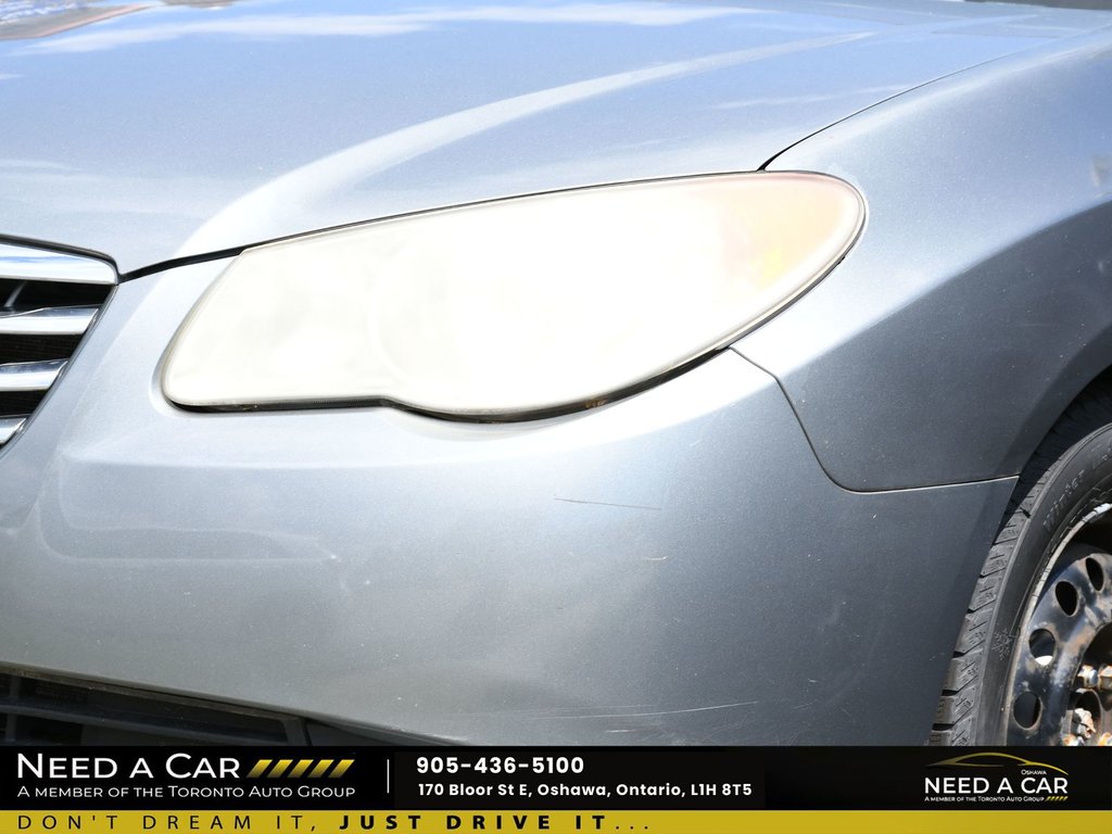 2010 Hyundai Elantra GL in Oshawa, Ontario - 2 - w1024h768px