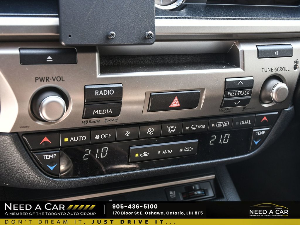 2013 Lexus ES 350 in Oshawa, Ontario - 20 - w1024h768px