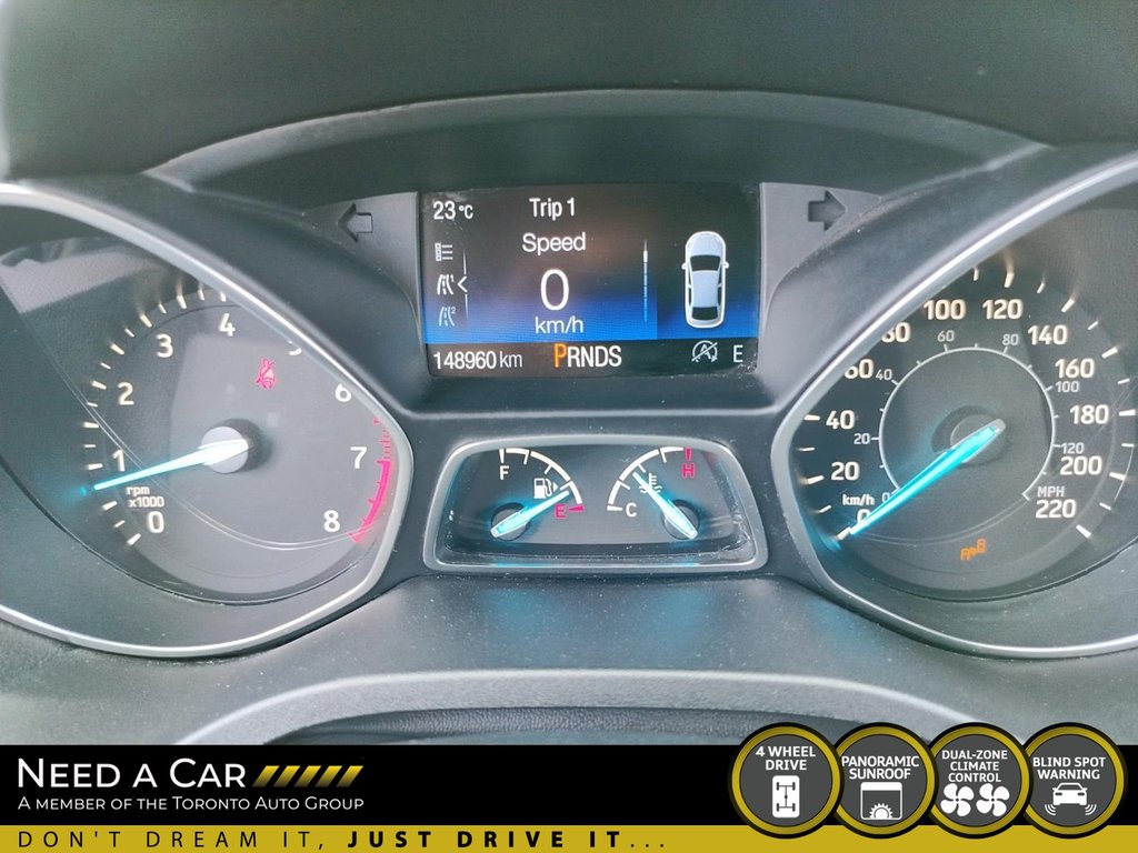 2017 Ford Escape Titanium in Thunder Bay, Ontario - 14 - w1024h768px