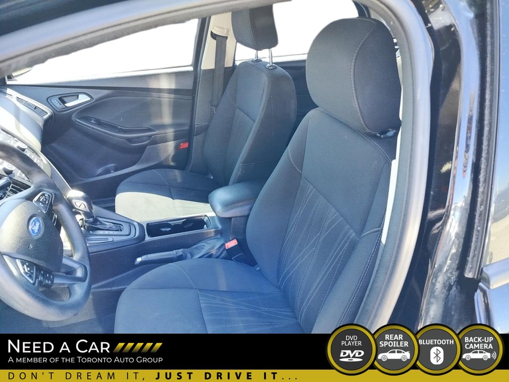 2016 Ford Focus SE in Thunder Bay, Ontario - 9 - w1024h768px