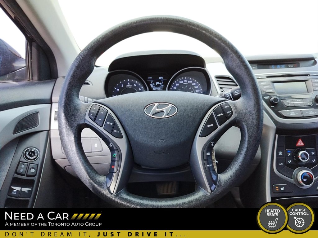 2014 Hyundai Elantra GL in Thunder Bay, Ontario - 12 - w1024h768px