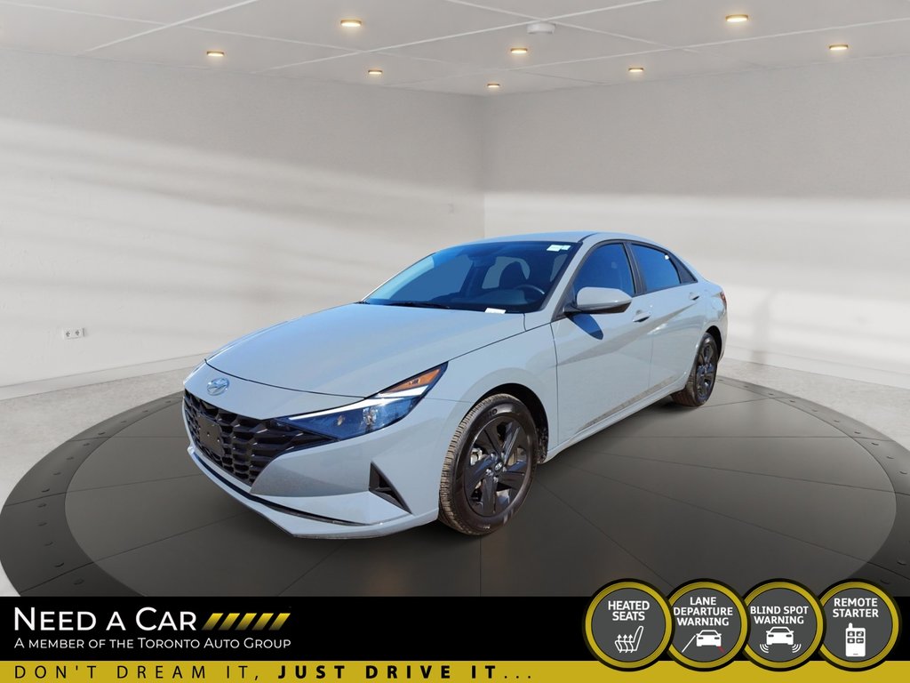 2022 Hyundai Elantra Preferred in Thunder Bay, Ontario - 1 - w1024h768px