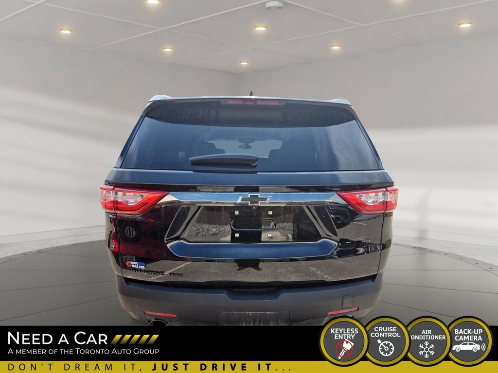 2021 Chevrolet Traverse LS in Thunder Bay, Ontario - 3 - w1024h768px