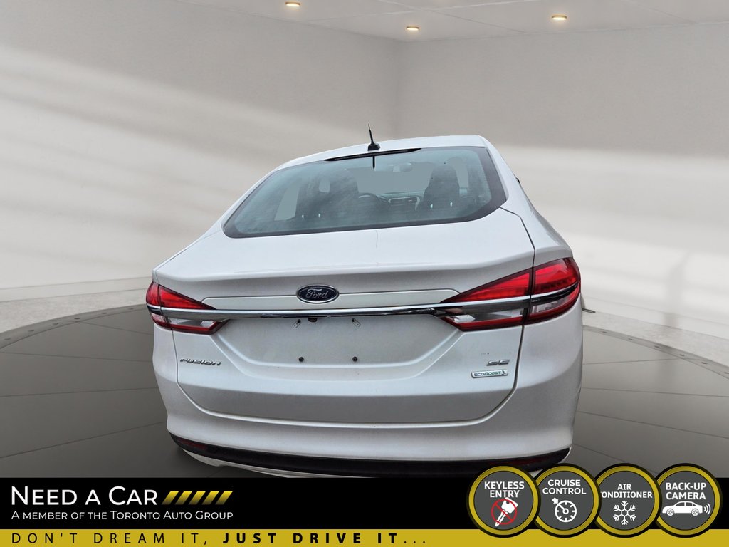 2017 Ford Fusion SE in Thunder Bay, Ontario - 2 - w1024h768px