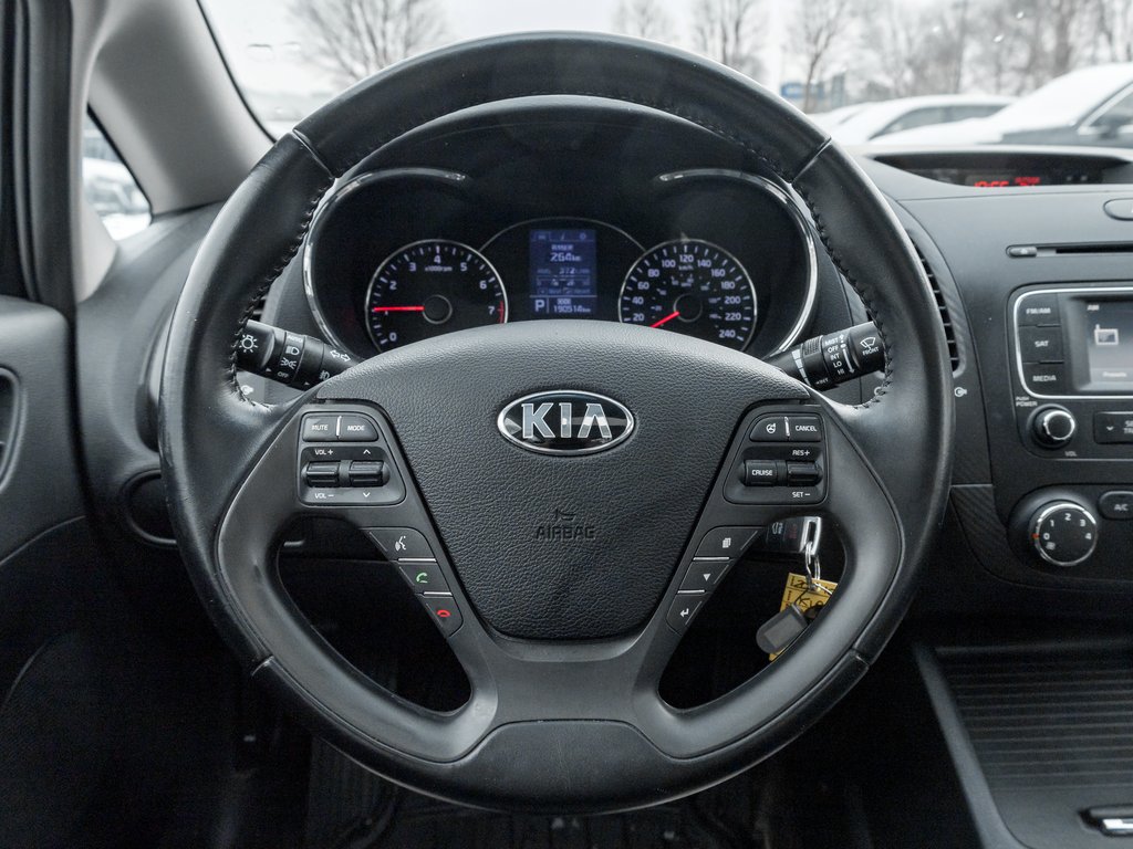 2015 Kia Forte 4dr Sdn Auto EX  TRADE IN  SAFETY CERTIFIED-7