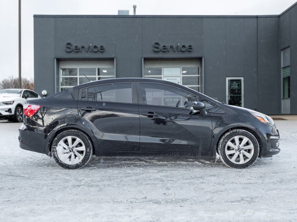 2017 Kia Rio 4dr Sdn Auto EX+ w-Sunroof   AS IS-4