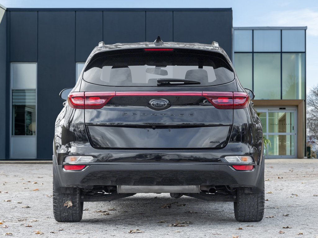 Kia Sportage LX Nightsky Edition   TRADE IN  2 SETS OF WHEELS 2022-5