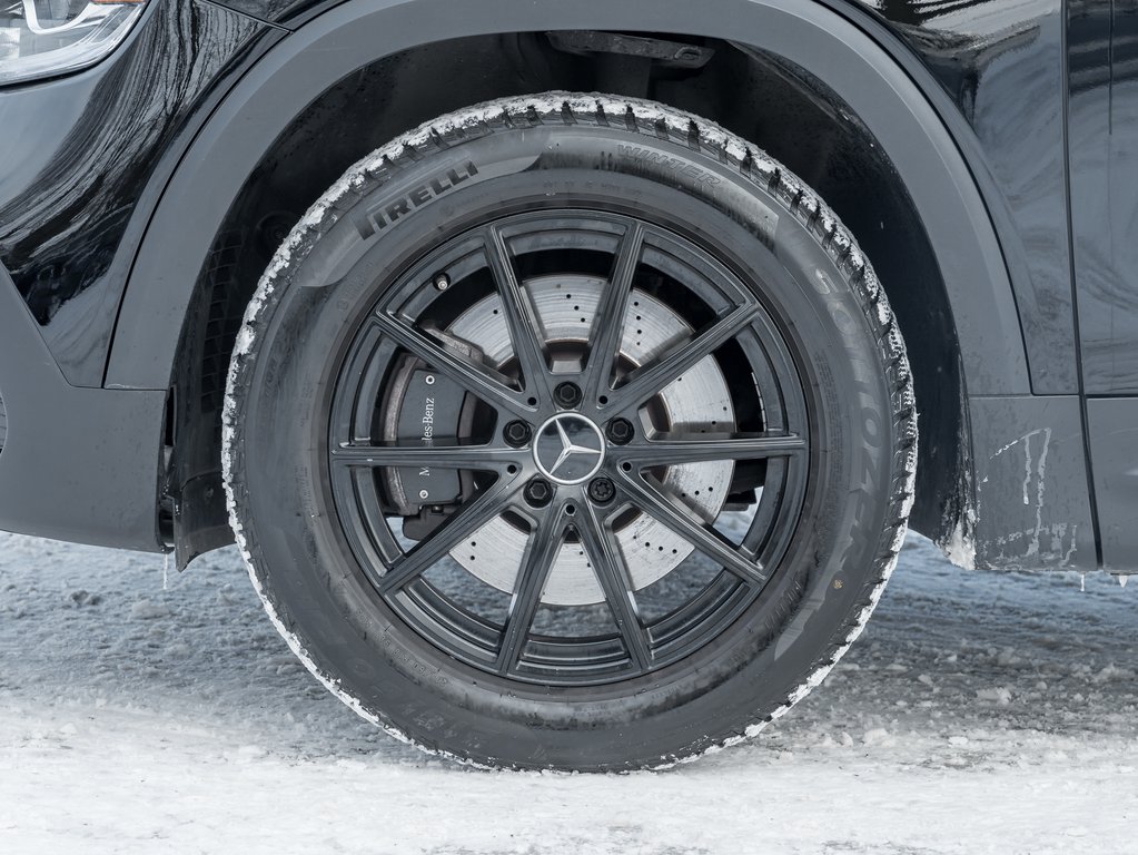 Mercedes-Benz GLB 250 4MATIC SUV  ONE OWNER  TRADE IN  LOW KM 2020-3