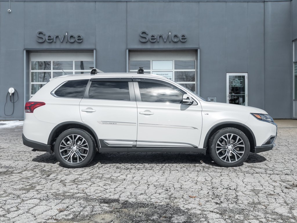 Mitsubishi Outlander AWC 4dr GT   FINANCE FOR AS LOW AS 8.99% 2016-4