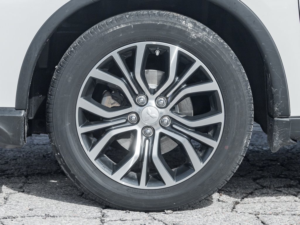 Mitsubishi Outlander AWC 4dr GT   FINANCE FOR AS LOW AS 8.99% 2016-3