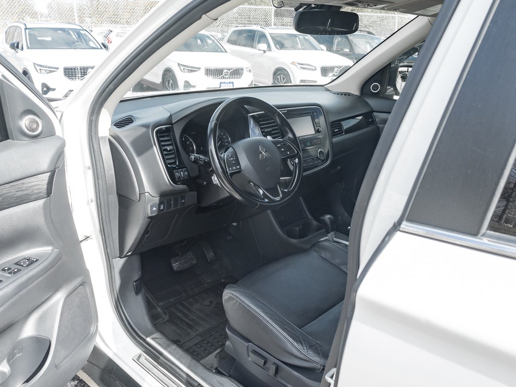 Mitsubishi Outlander AWC 4dr GT   FINANCE FOR AS LOW AS 8.99% 2016-6