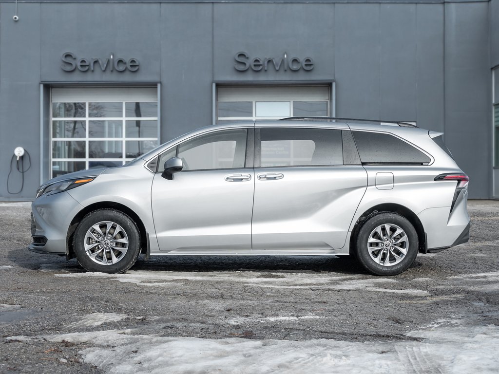 2024 Toyota Sienna LE 8-Passenger FWD  LOW KM FINANCE AS LOW AS 6.29%-2