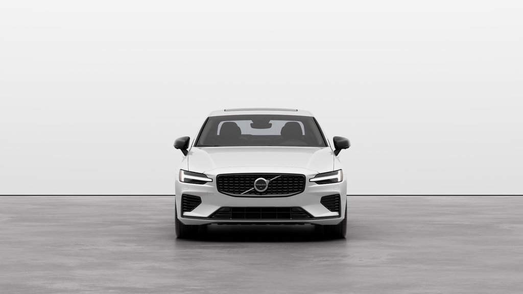 2025 Volvo S60 Plug-In Hybrid T8 AWD Ultra Dark Theme-2