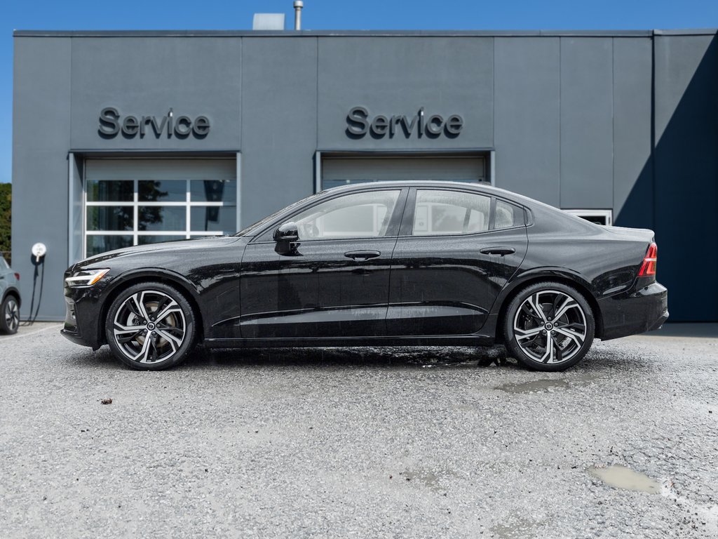 Volvo S60 B5 AWD Plus Dark Theme  19 ALLOY WHEEL  CPO 2024-2