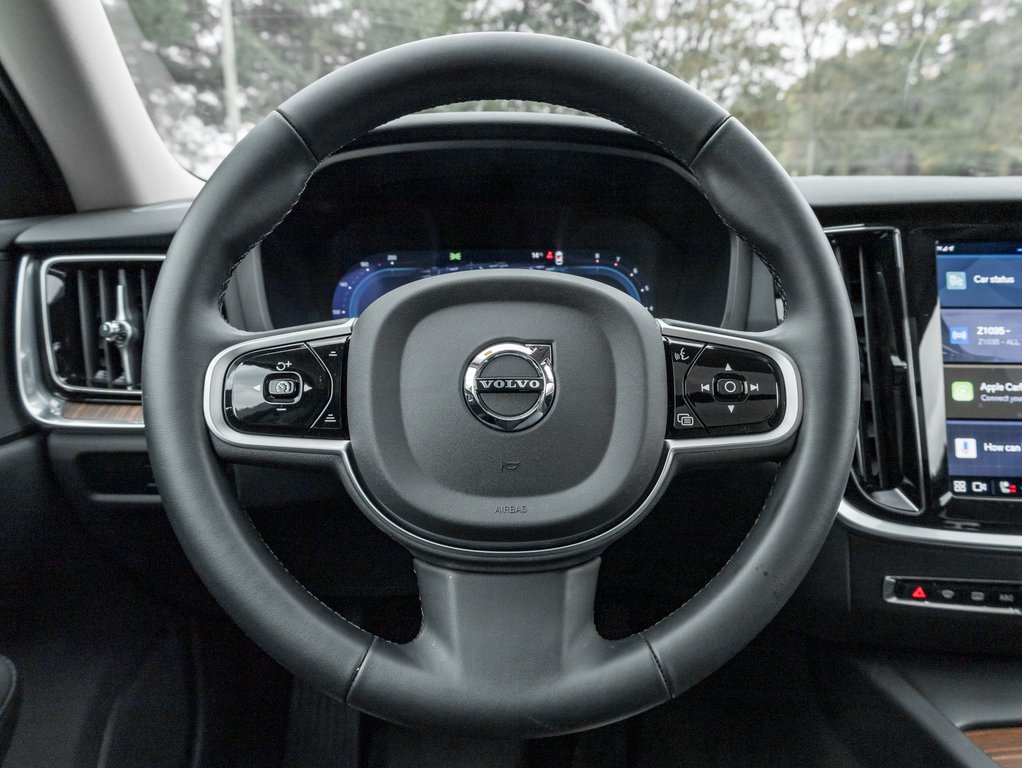 Volvo V60 Cross Country B5 AWD STATION WAGON  VOLVO CPO  NEARLY NEW 2025-7