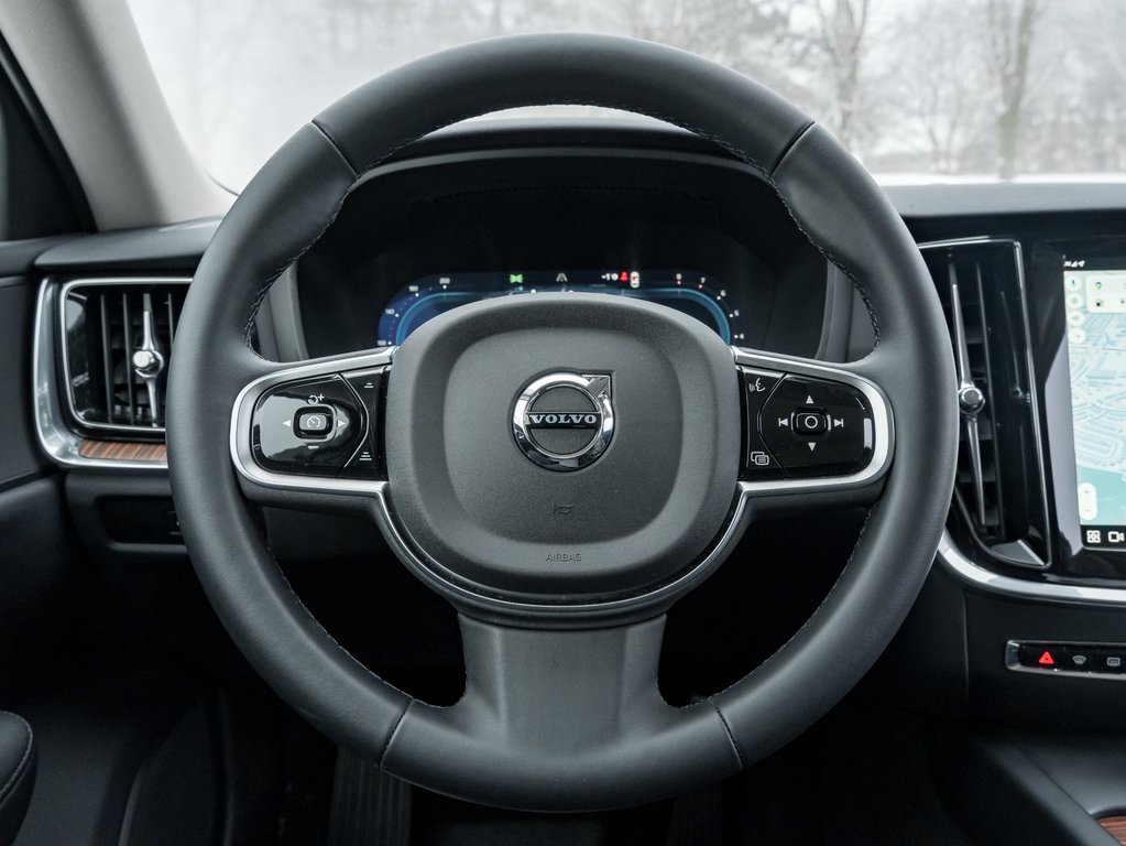 Volvo V60 Cross Country B5 AWD Core  18 ALLOY WHEELS  STATION WAGON  CPO 2025-7