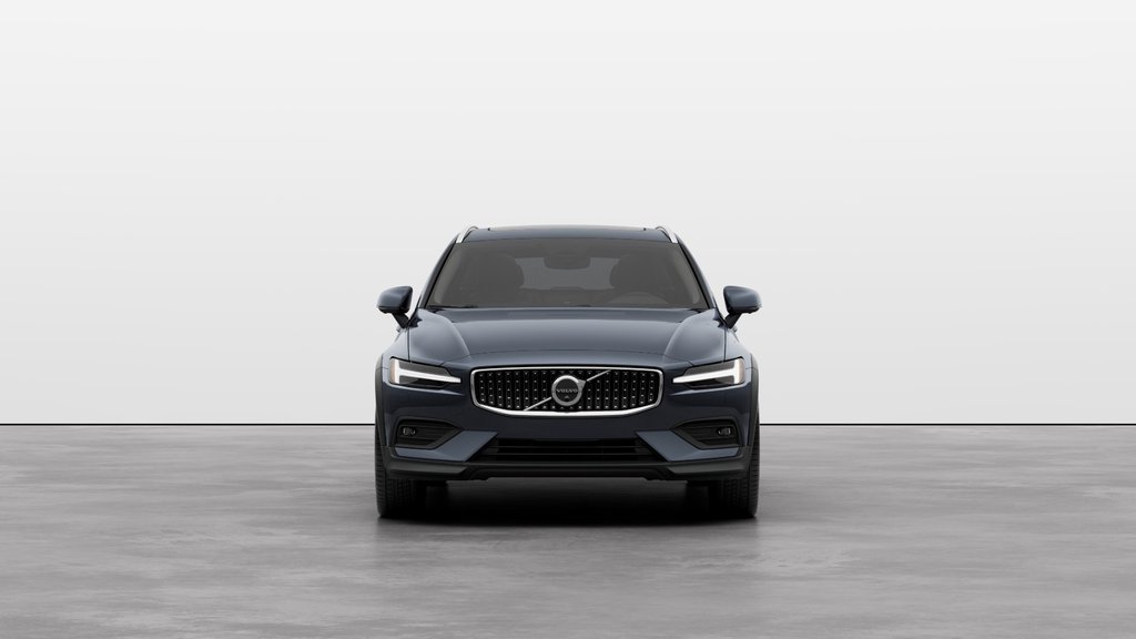 2026 Volvo V60 Cross Country B5 AWD Ultra-2