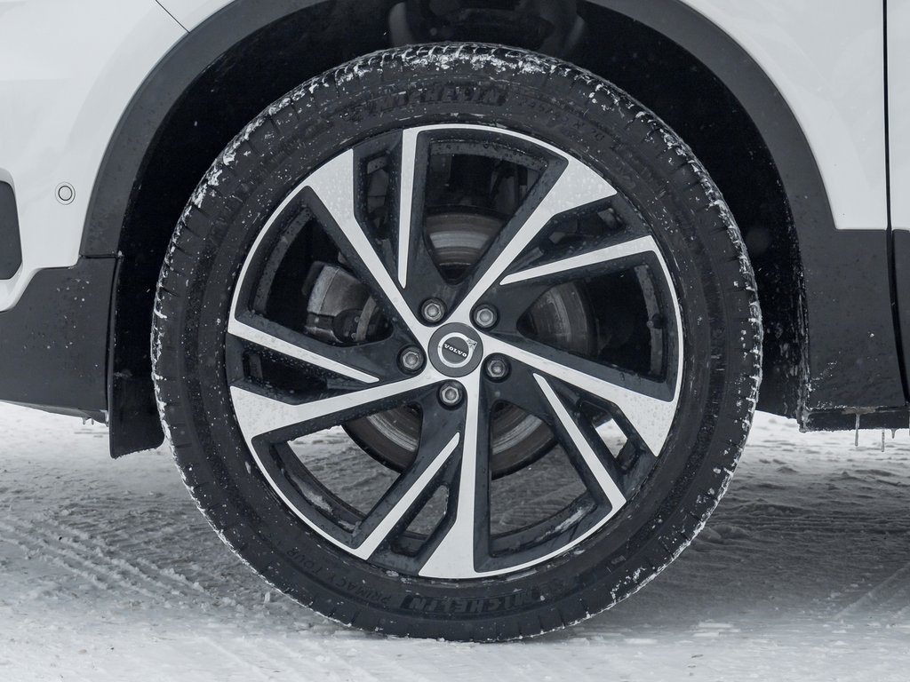 Volvo XC40 T5 AWD R-Design  HARMAN KARDON  SAFETY CERT  NAVI 2019-3